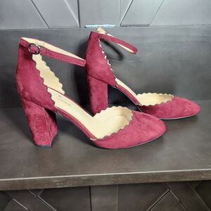 Marc Fisher Womens 9 Burgundy Scalloped Ankle-Strap Block Heels See Pics